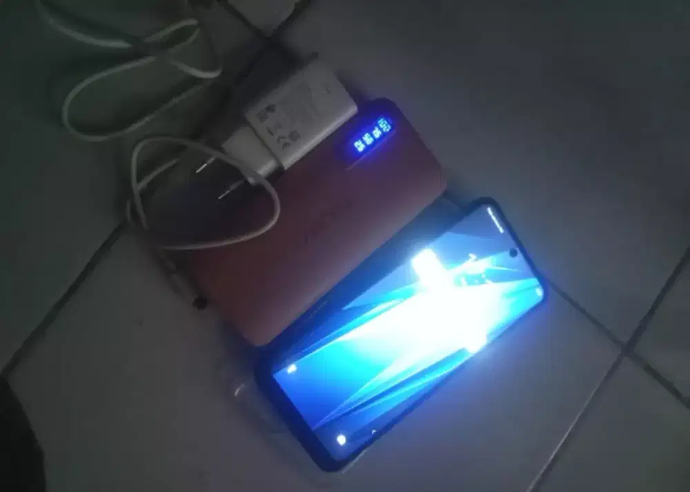 Jual hape Tecno pova 4 ram 8+powerbank minus backdor jelek