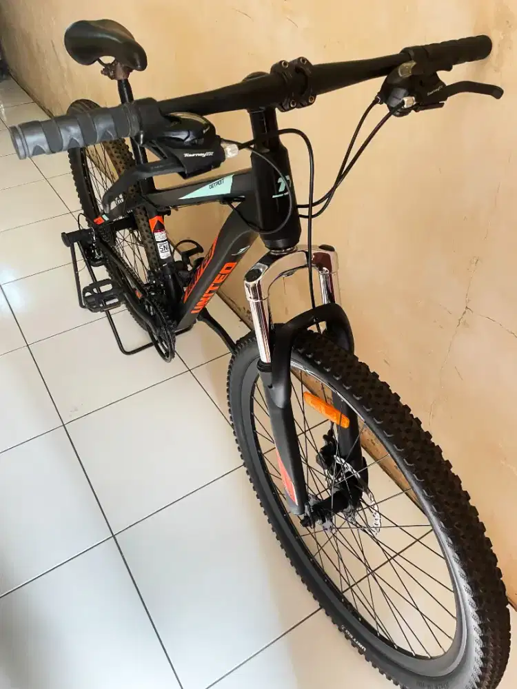 mtb united detroit neo 2.00