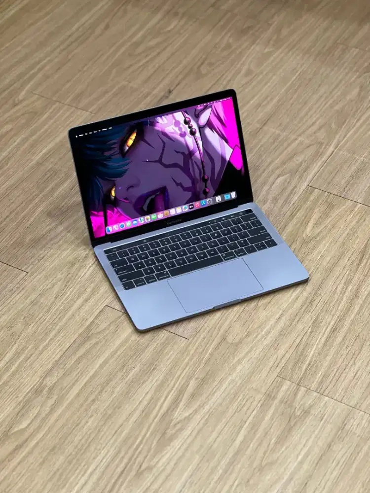MacBook Pro 2019 13inch 8/512