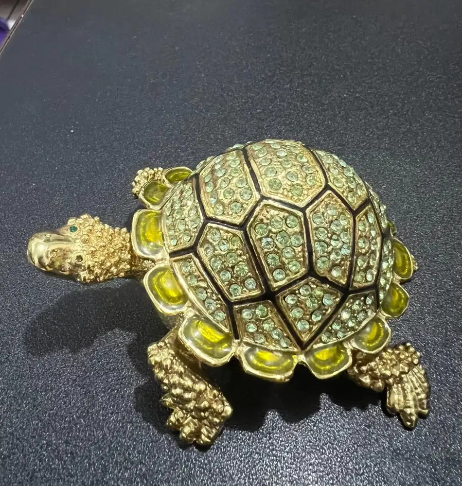 Bejeweled Turtle Enameled Gold Metal Hinged Trinket Box 4