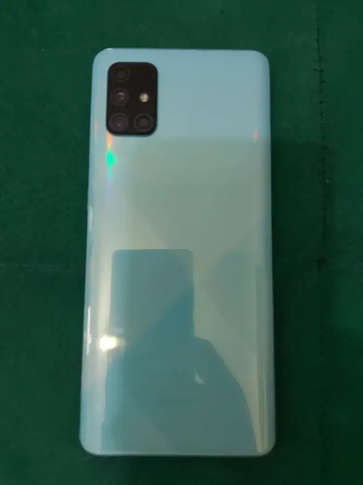 Samsung a71 nfc 8+8/128 minus 1 garis