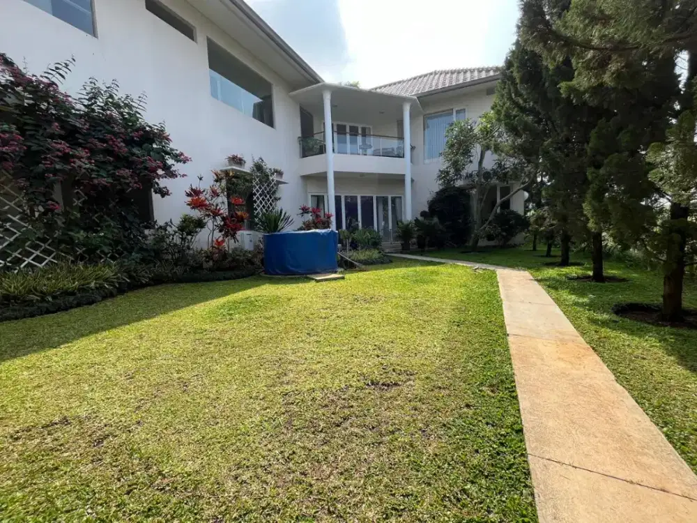 Rumah Bagus 2 lantai di Resor Dago Pakar Bandung