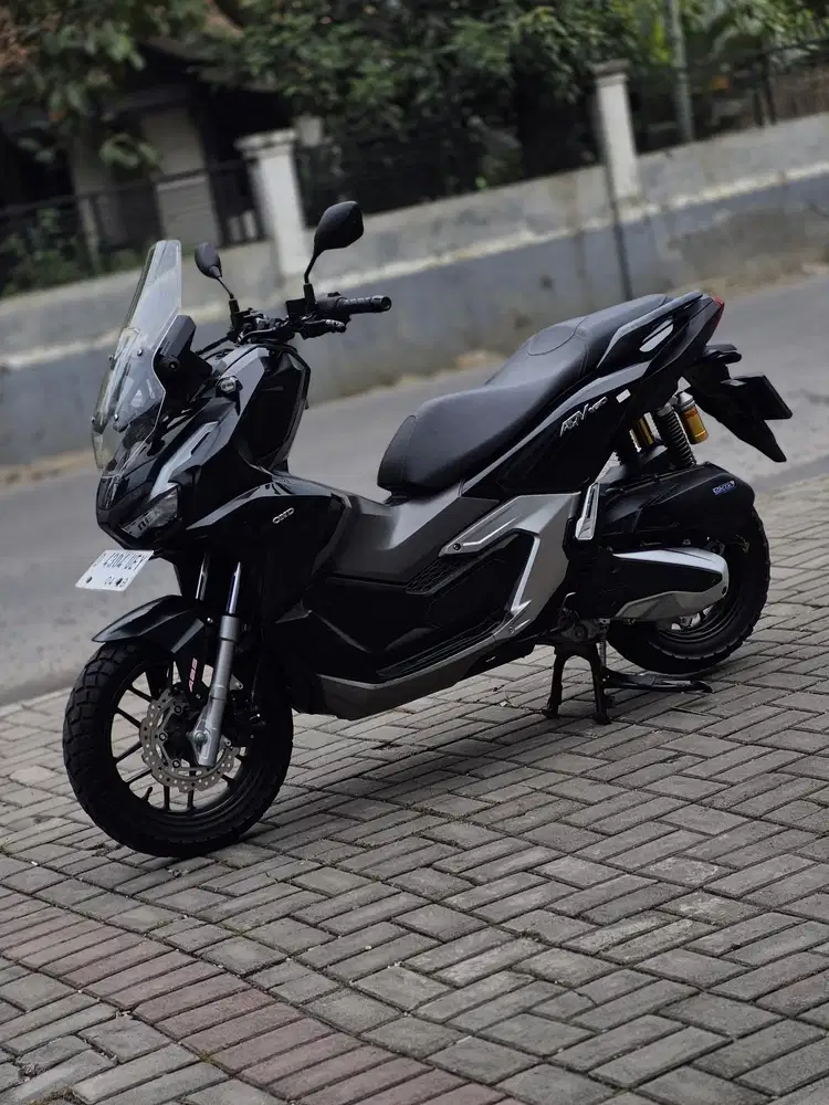 HONDA ADV 160 CBS 2023 MULUS KM 22RB DP 3JT AN