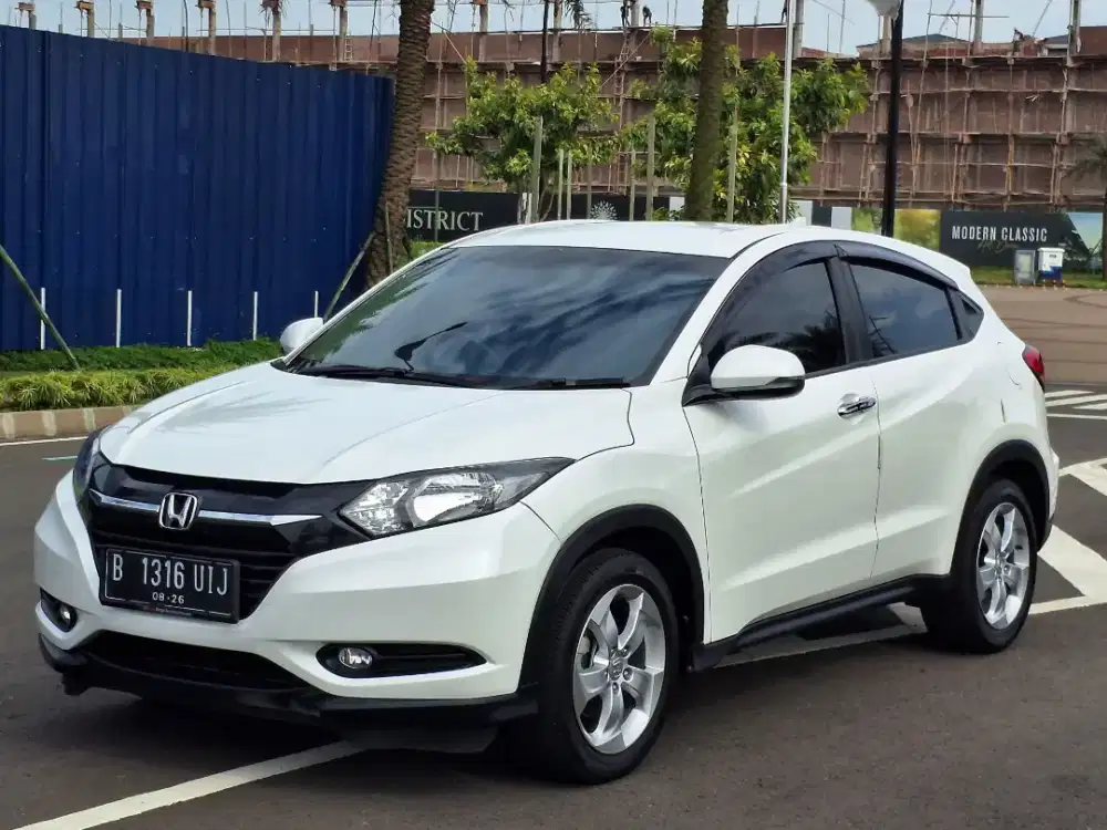 Honda Hrv E 1.5 Automatic 2016 Bensin Putih Metalik