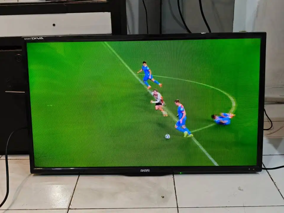LED Smart TV Akari 32 Inch LE-32V99SM Layar Jernih Bisa Youtube