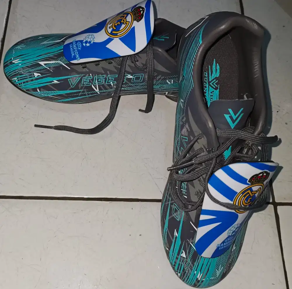 Sepatu Bola Anak Merk Vegeto