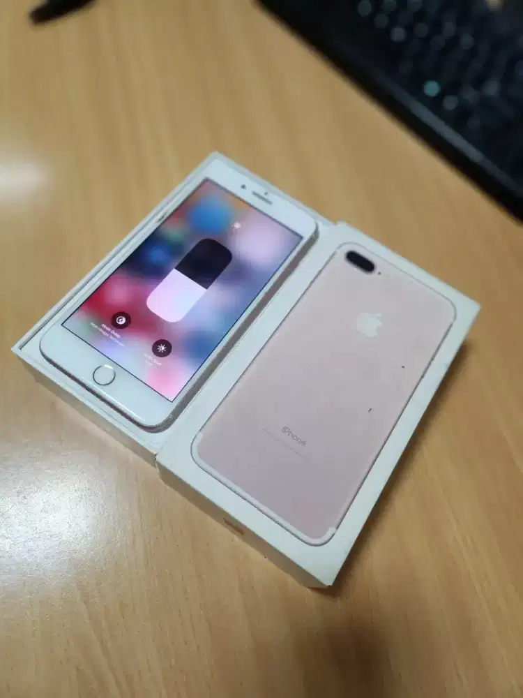 Iphone 7 plus 32 GB fullset ibox