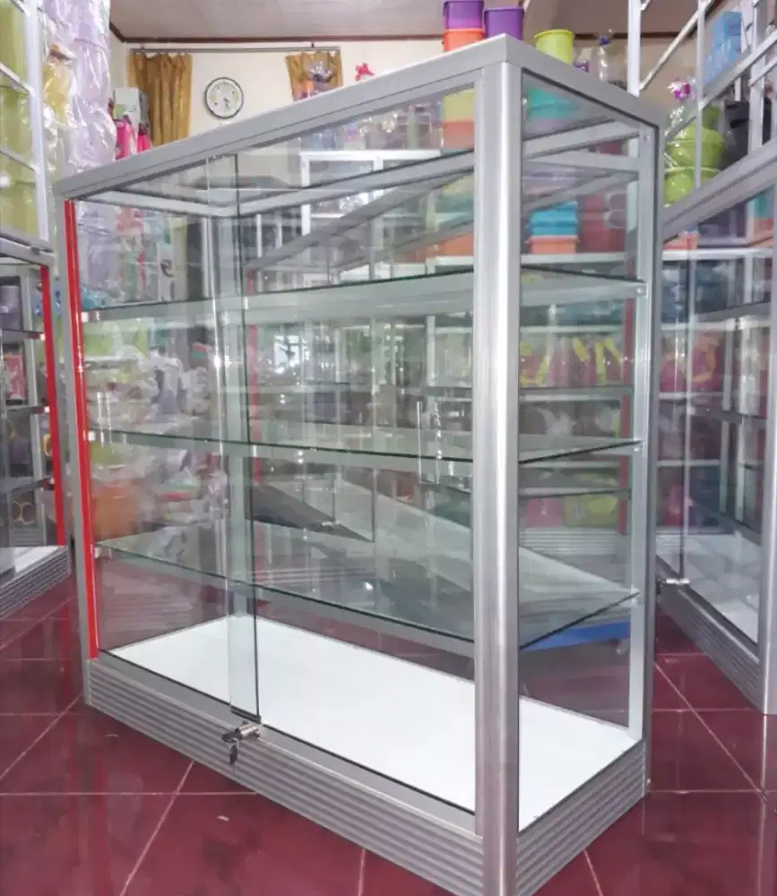 Di jual Etalase 1mx1m Untuk Perlengkapan Usaha