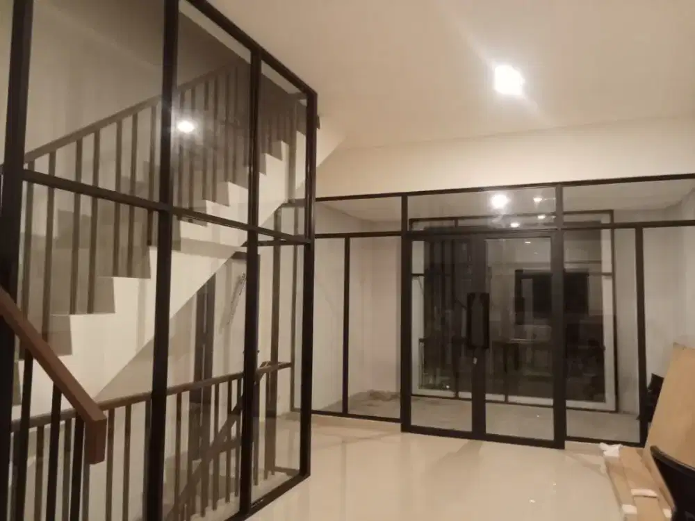 Almunium pintu dan cendela