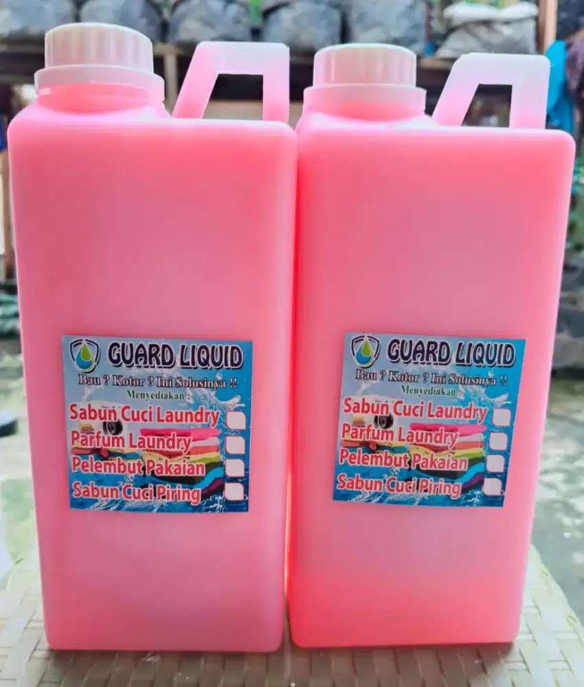 Pelembut Pakaian Aroma Sakura 1 Liter