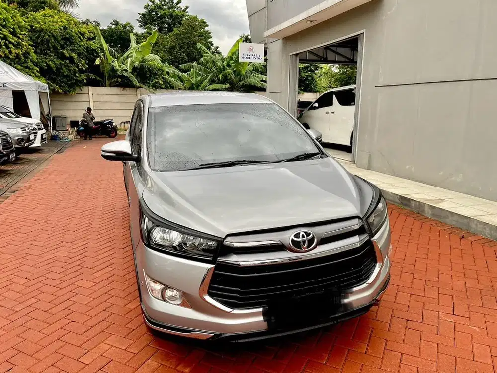 Toyota Innova reborn V 2.0 bensin 2017 AT silver metallic
