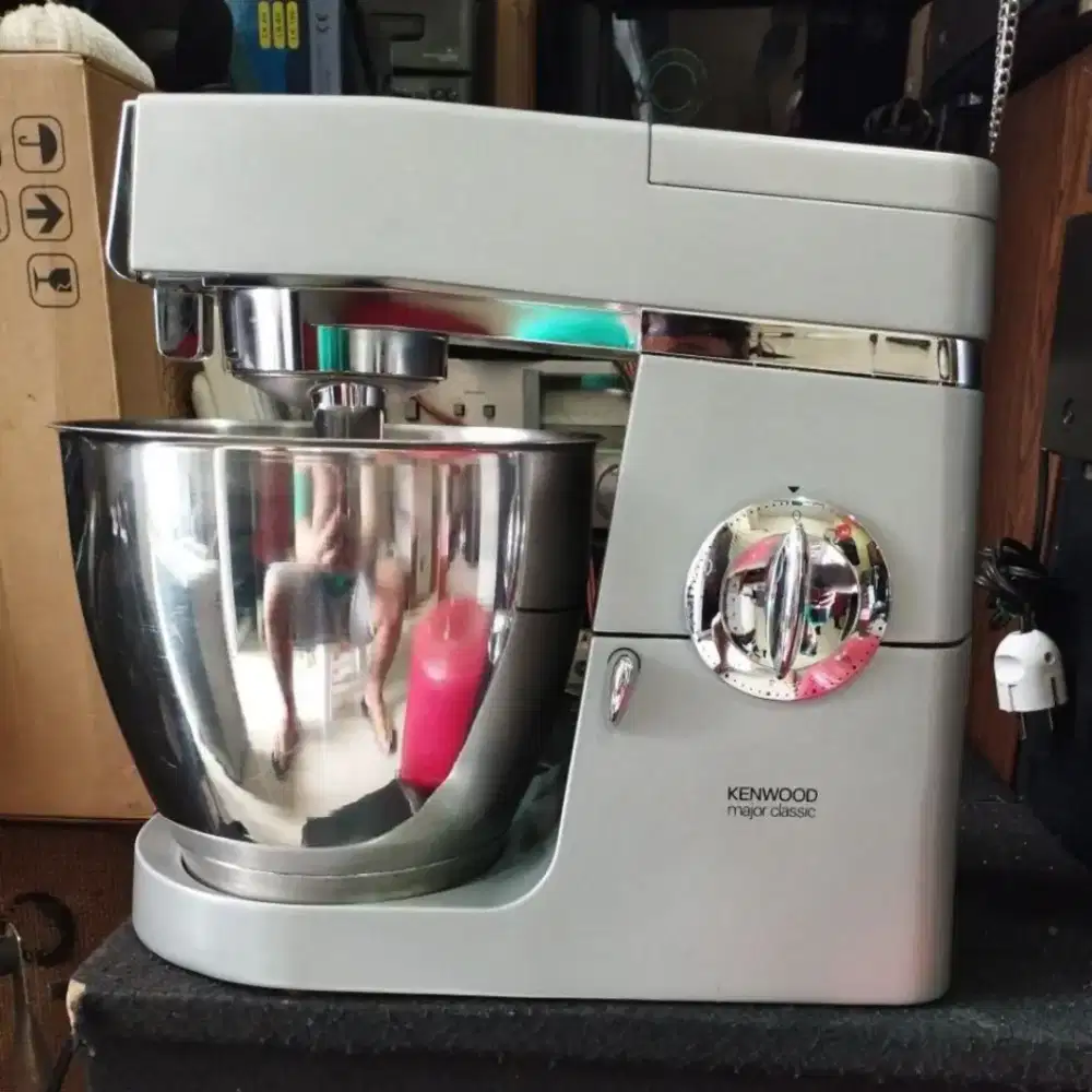 Mixer adonan kue Kenwood Major Classic km800 original made in Britain