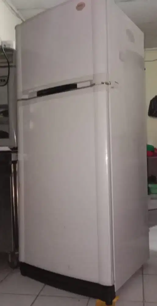 KULKAS 2 PINTU JUMBO LG GOLD STAR ASLI KOREA KONDISI NORMAL MULUS/NETT