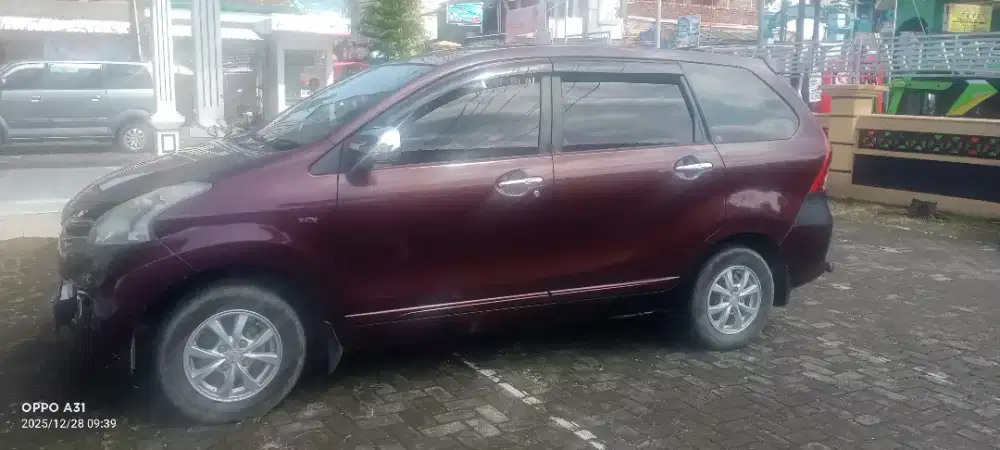 DIJUAL CEPAT, AVANZA ISTIMEWA