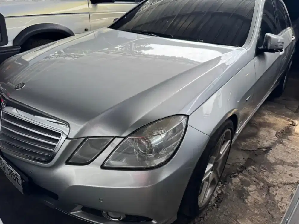 Mercy E250 th 2010 AT pajak on Siap pakai