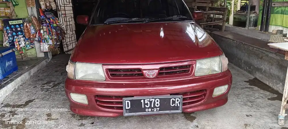MOBIL STARLET TAHUN 1996