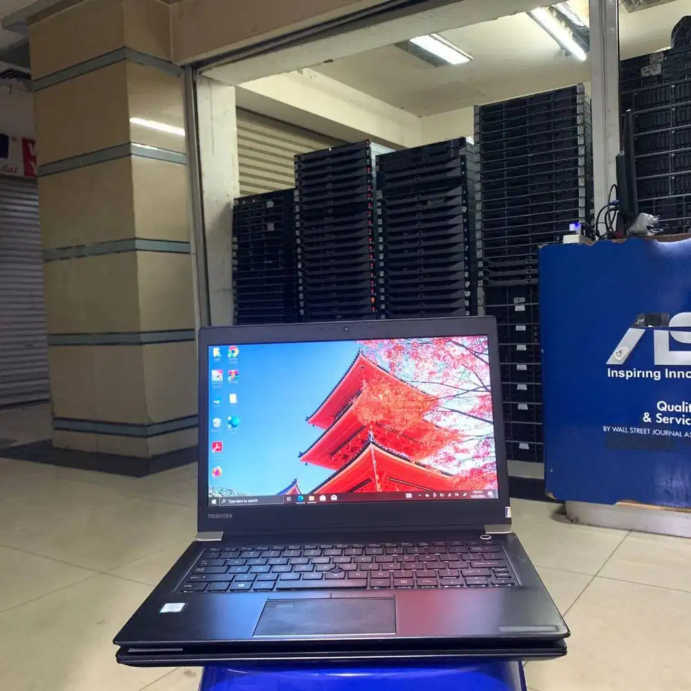 LAPTOP TOSHIBA PORTEGE X30E INTEL CORE i7 GEN 8 BERGARANSI DL-VN