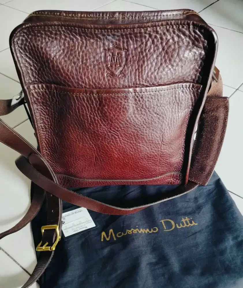 Tas slingbag Massimo dutti leather