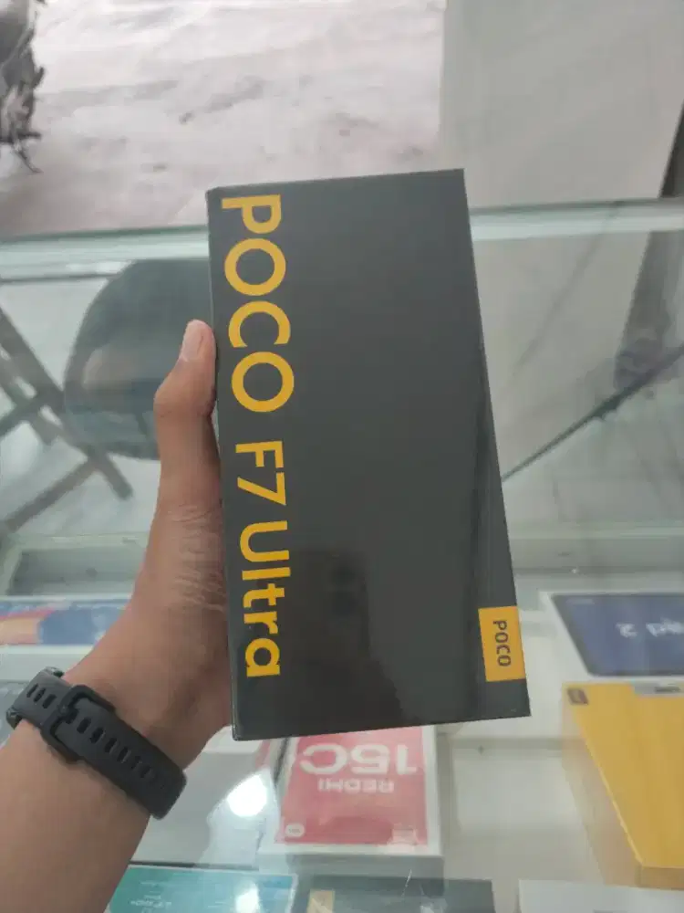 Poco F7 Ultra 12/256 Neww