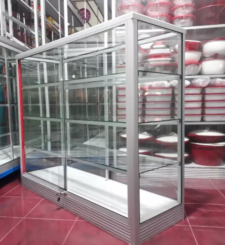 DiJual Etalase Perlengkapan Usaha Panjang 1,2Mx1M Kondisi Baru