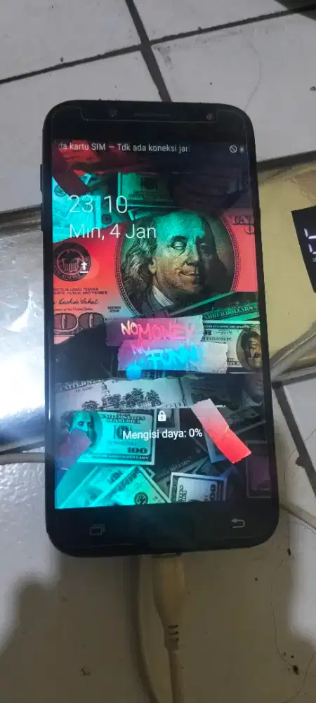 Di jual hp Samsung j7 pro minus lcd bekas di ganti bos kondisi  aman