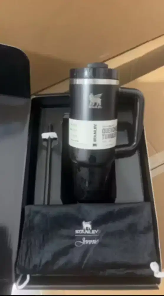 JENNIE’S PICK: Stanley x Jennie Quencher 40oz - Ultra Rare Collector’s