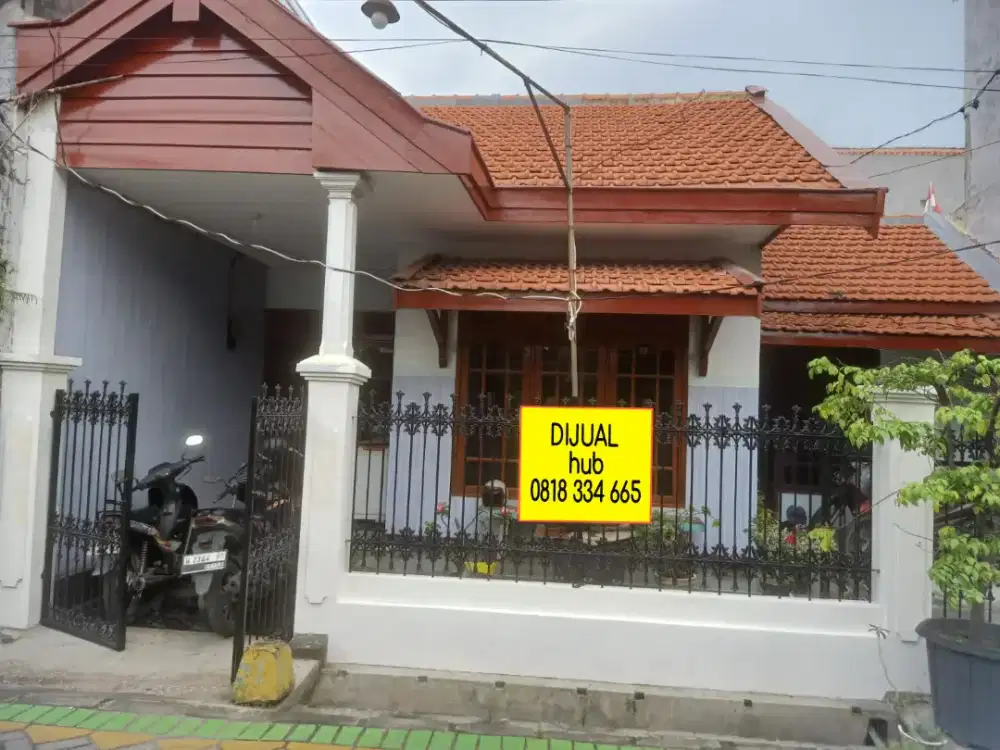 Rumah Beserta Kamar Kost Di Tengah Kota