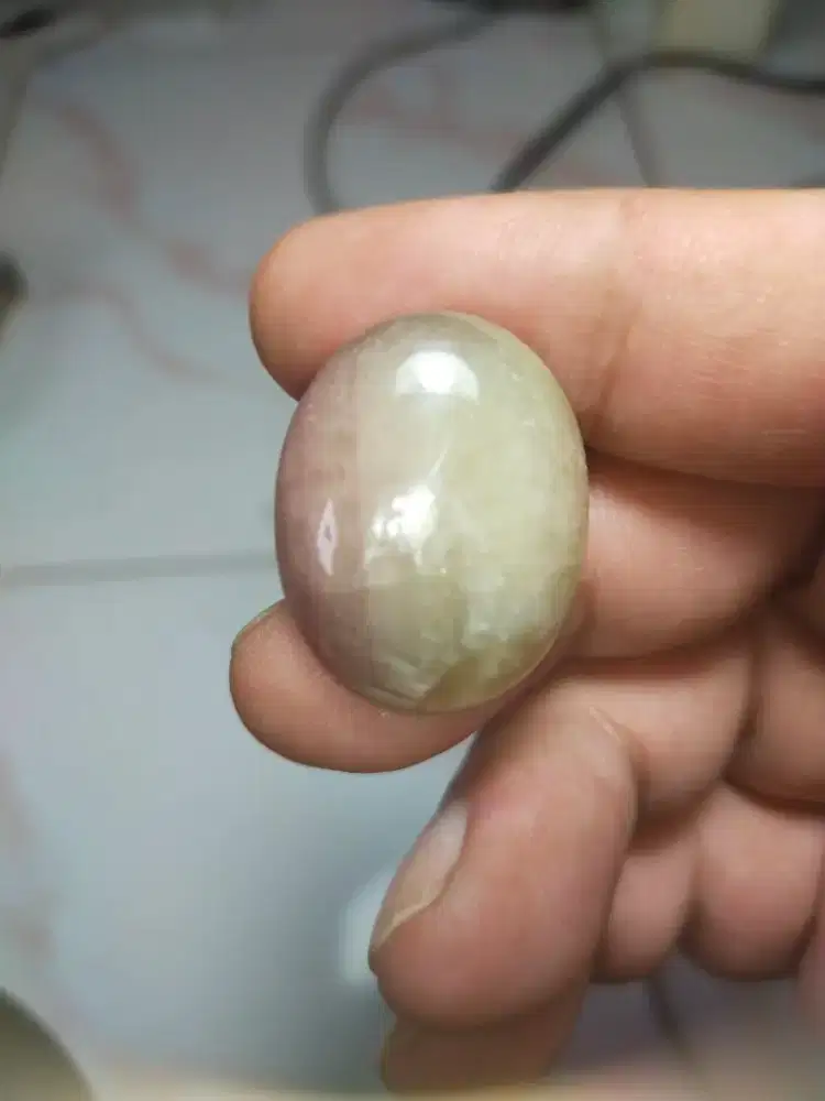 Natural Bi-Color Sapphire 67.70 Ct Jumbo Mewah