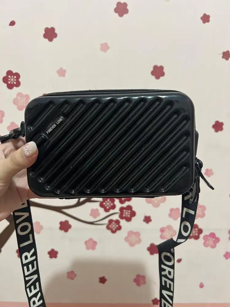 Tas Kotak Kecil Sling Bag