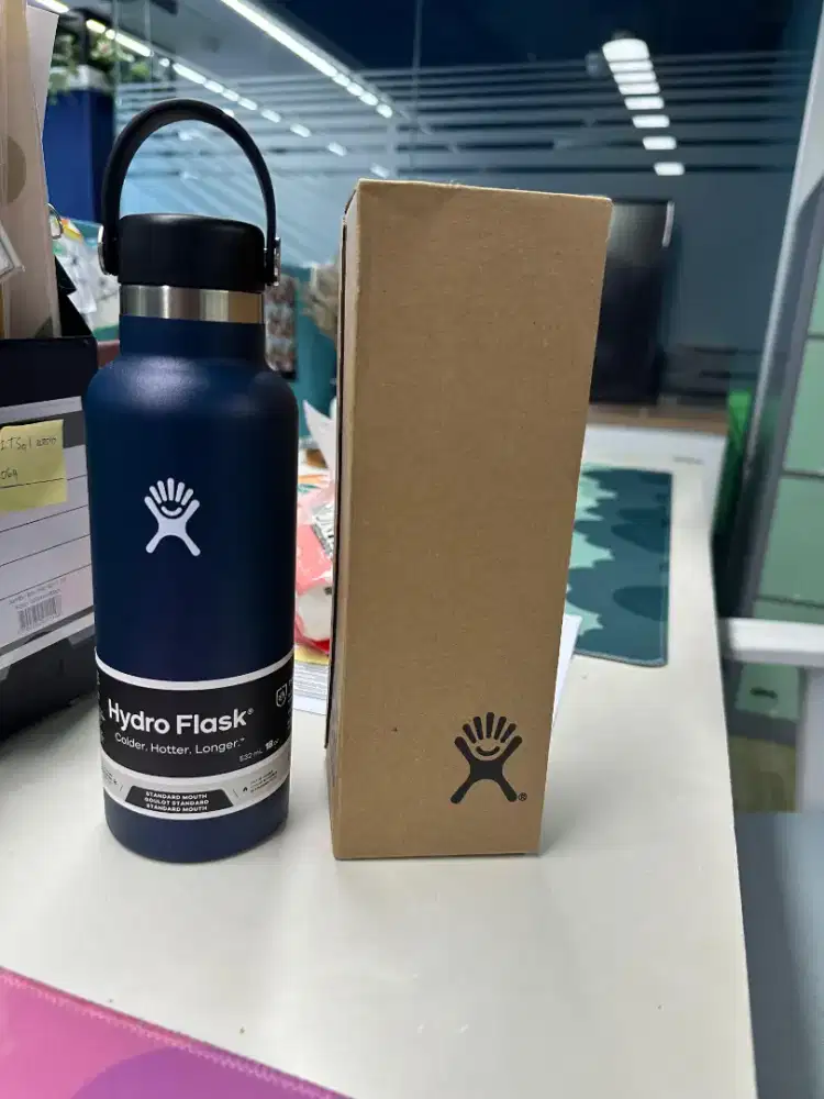 Hydro Flask | 18 OZ | Indigo | Baru