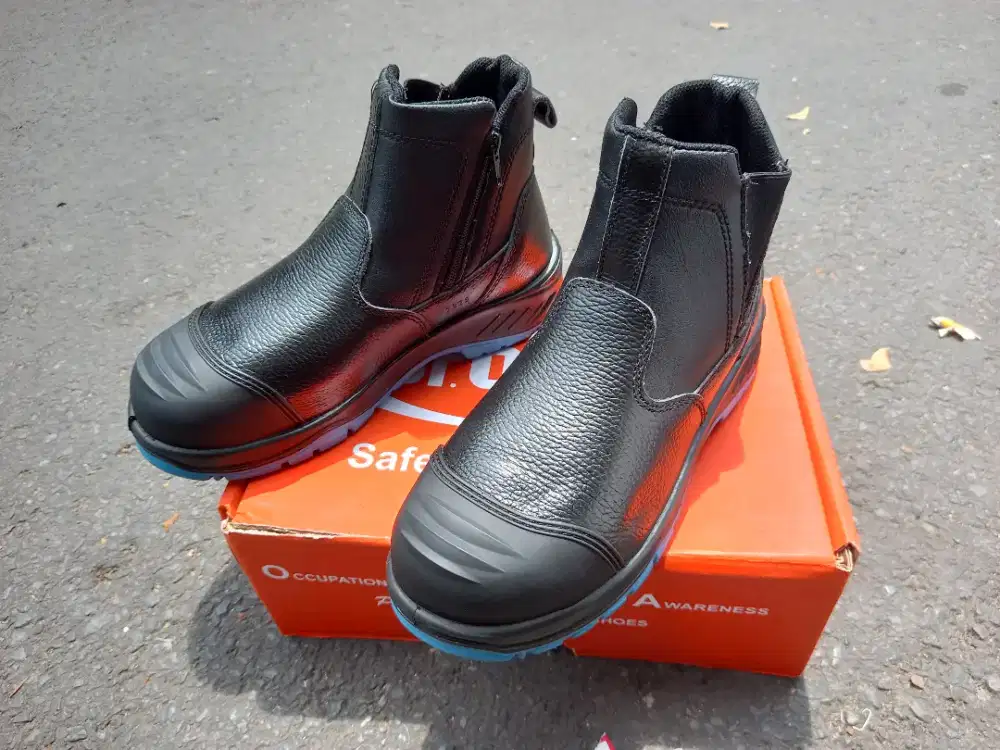 Sepatu safety dr osha ori size 40