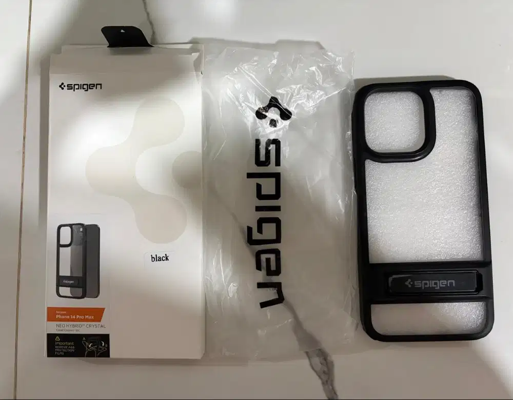 Spigen Kickstand Case Iphone 14 Pro Max - Hitam