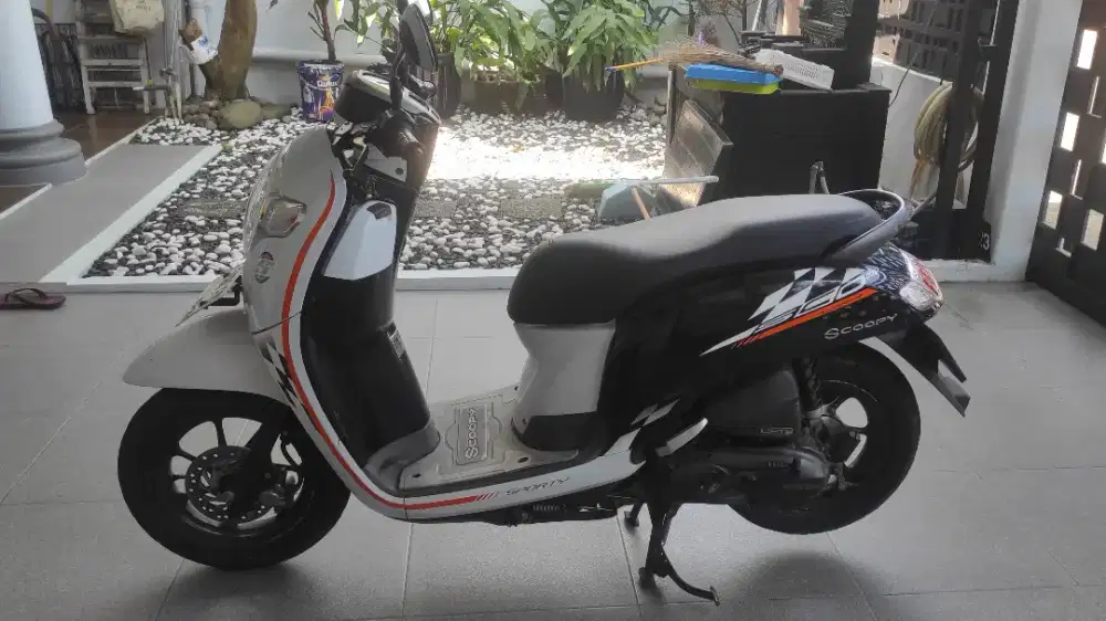 Honda Scoopy 2018 Stylish