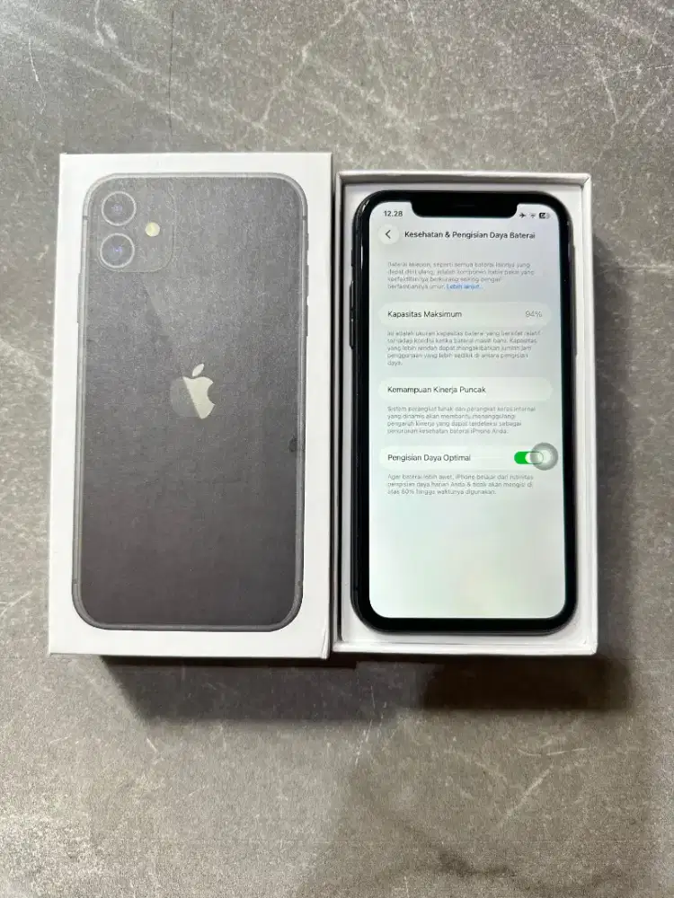 Iphone 11 64gb inter
Kesehatan baterai 94%
