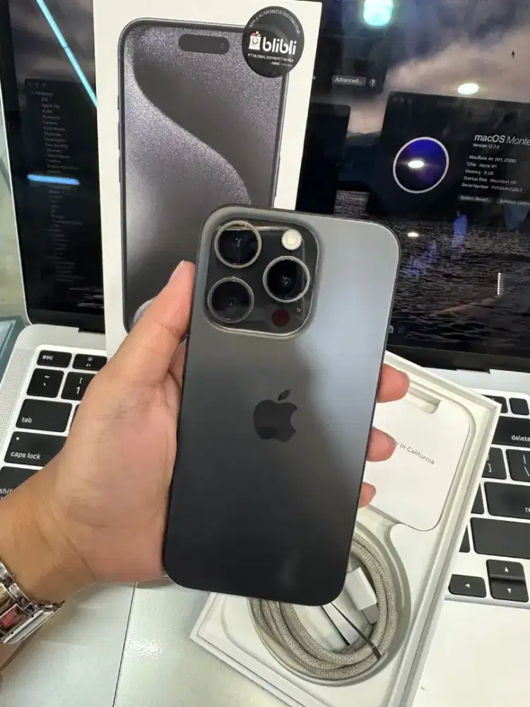 iPhone 15 Pro 256GB Black Eks iBox BH 87% lengkap
