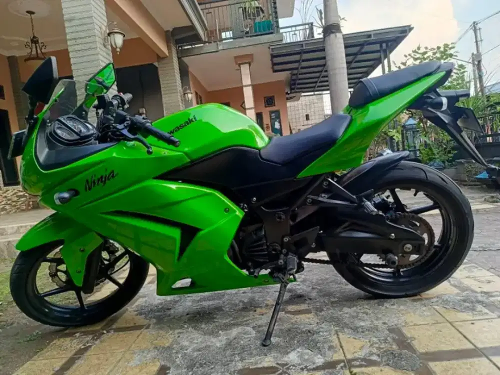 DIJUAL CEPAT NINJA 250 KARBU