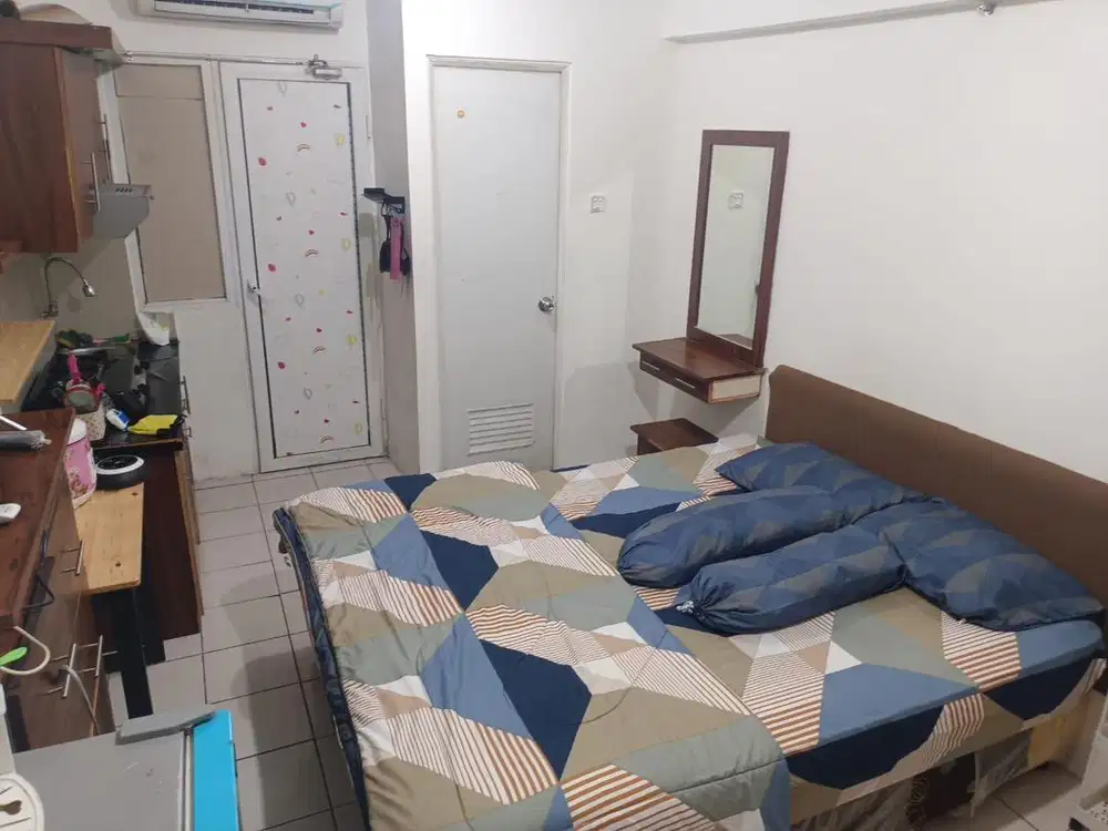 Apart Green Pramuka Studio