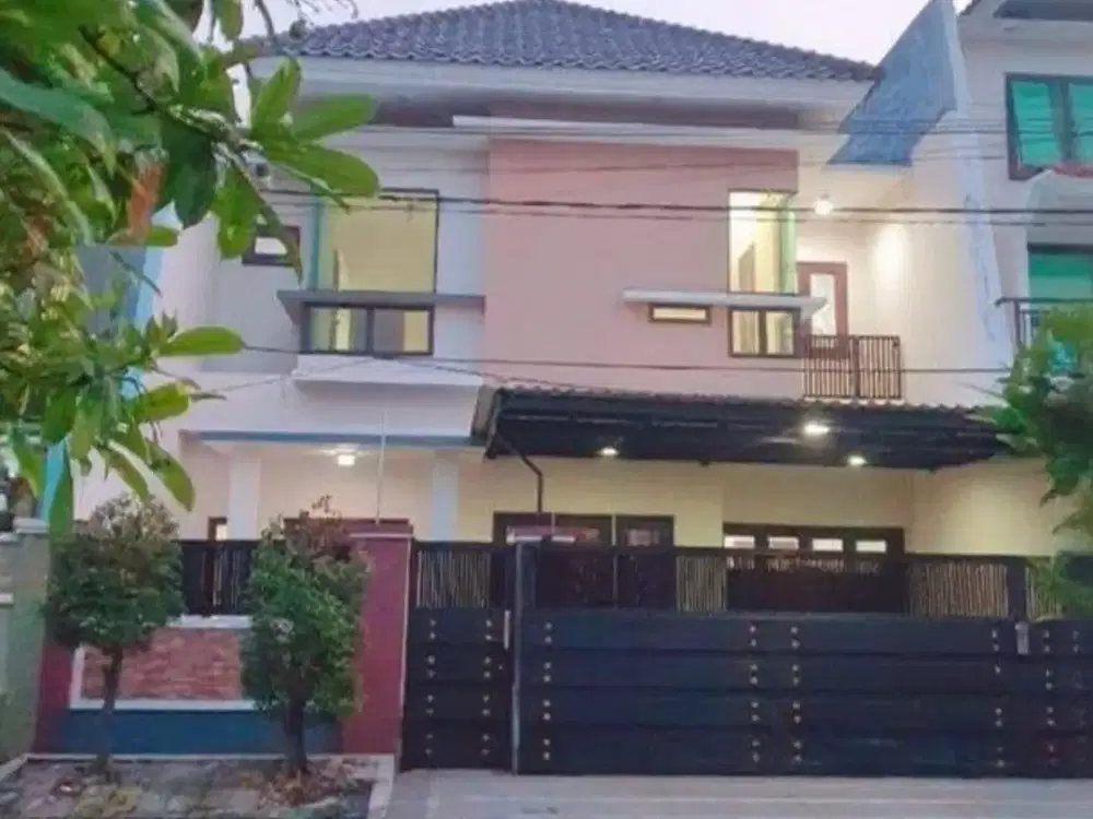 Rumah 2 Lantai Luas Siap Huni