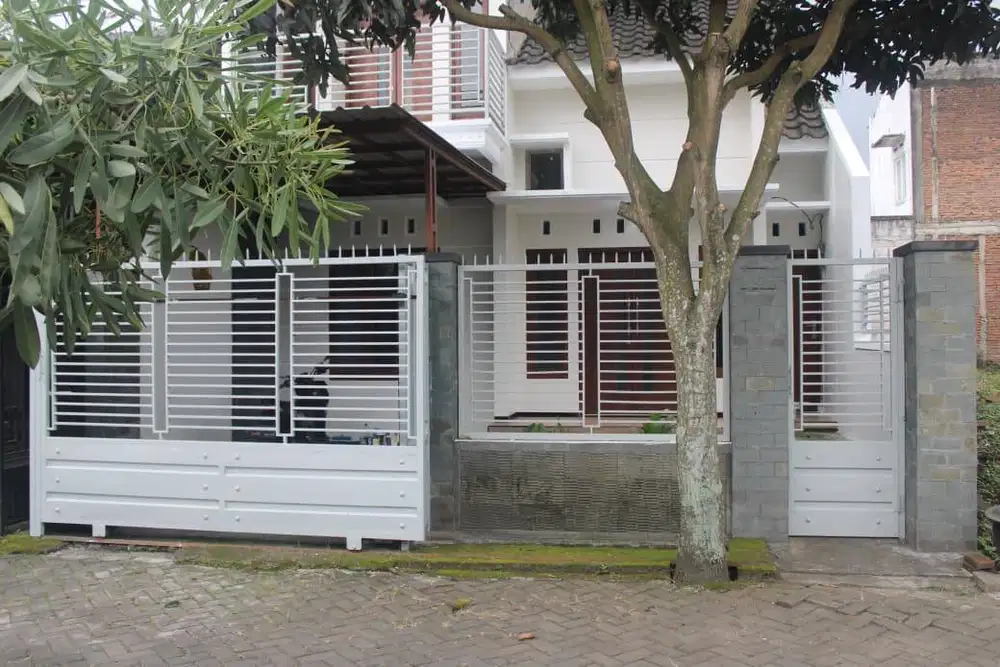 Dijual Cepat Rumah Minimalis 2 Lantai Full Jati Siap huni