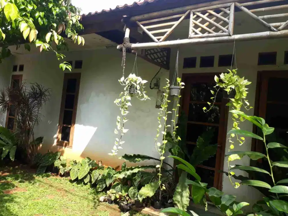 Rumah dijual lokasi dekat st. Sudimara