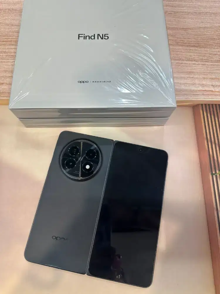 Oppo Find N5 16+12/512GB Garansi Resmi 02/06/26
