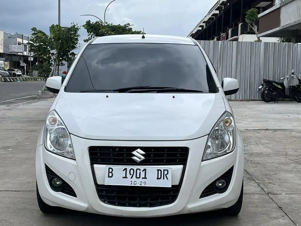 DP 15 JT Suzuki Splash 2015 AT Matic