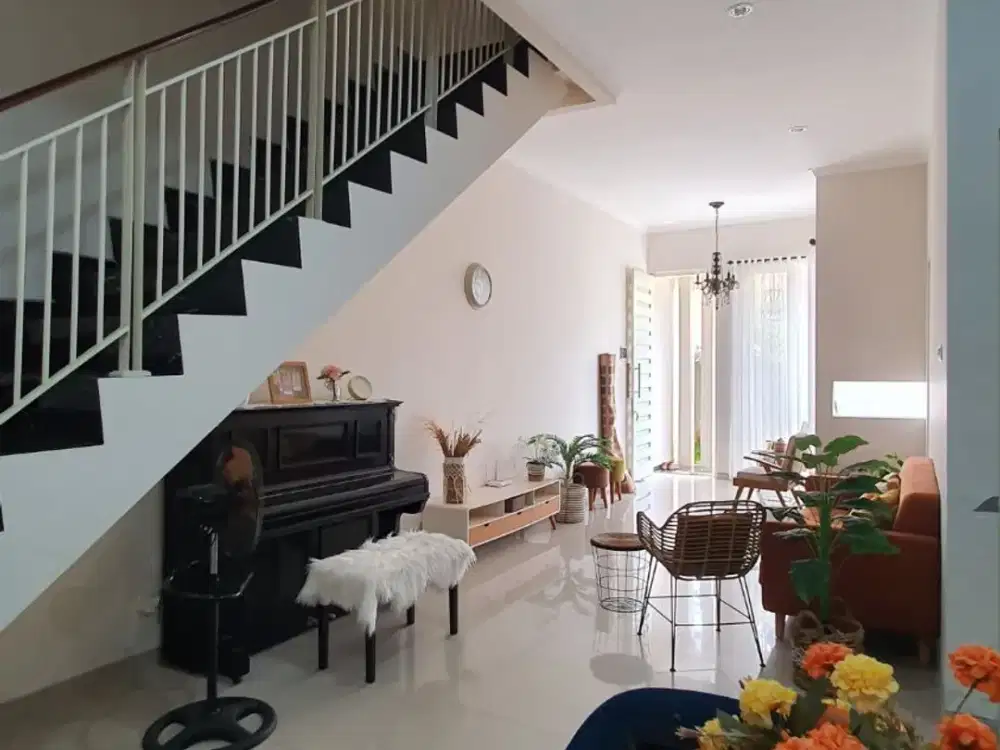 JUAL CEPAT MINIMALIS RUNGKUT BAGUS SIAP HUNI