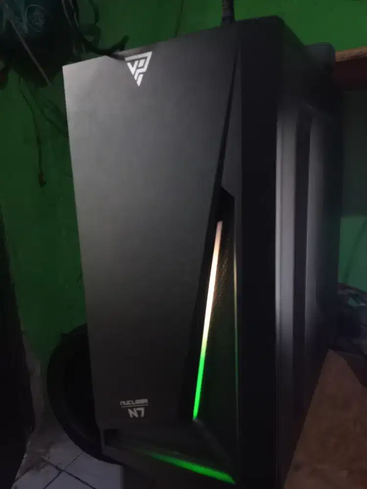 Komputer (PC) Intel Core i3-10105F (Generasi 10)