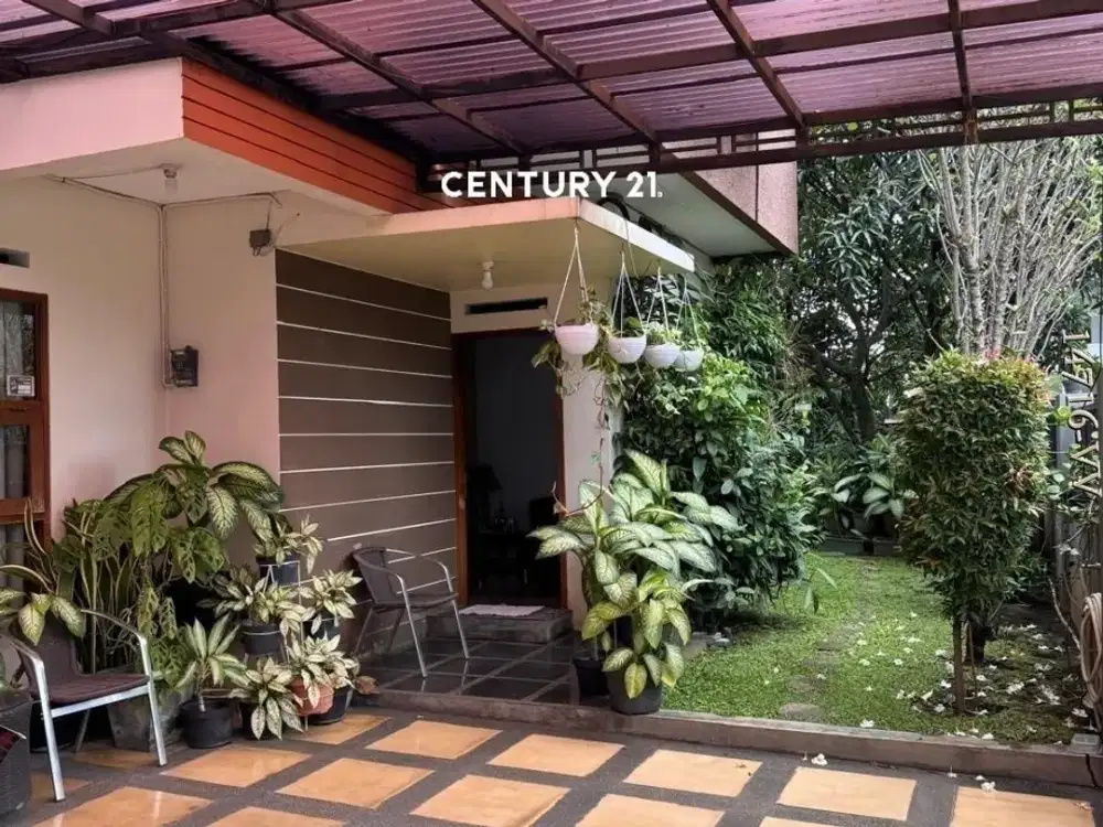 Dijual Rumah Asri Lokasi Strategis Di Arcamanik Bandung