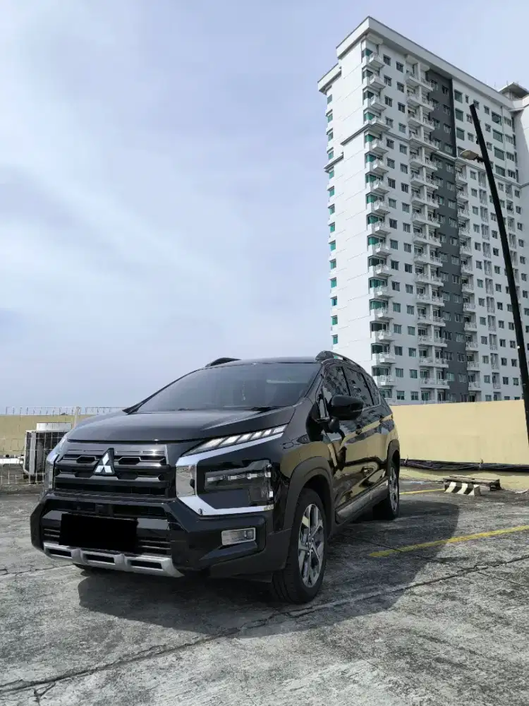 Dijual Cepat!!
Mitsubishi Xpander Cross Premium Package AT tahun 2024