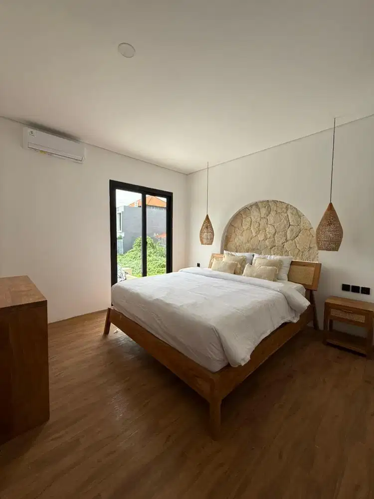 Brand New Pool Villas for Lease