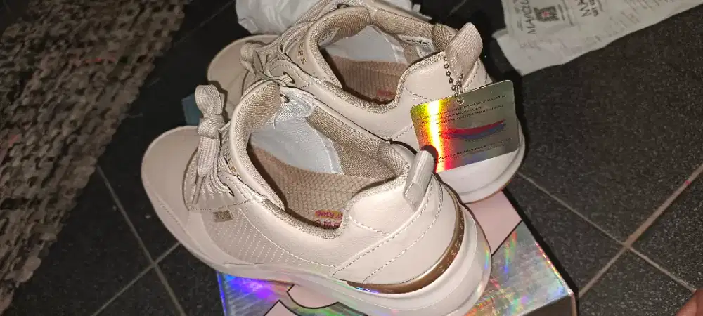 Skechers Original Female