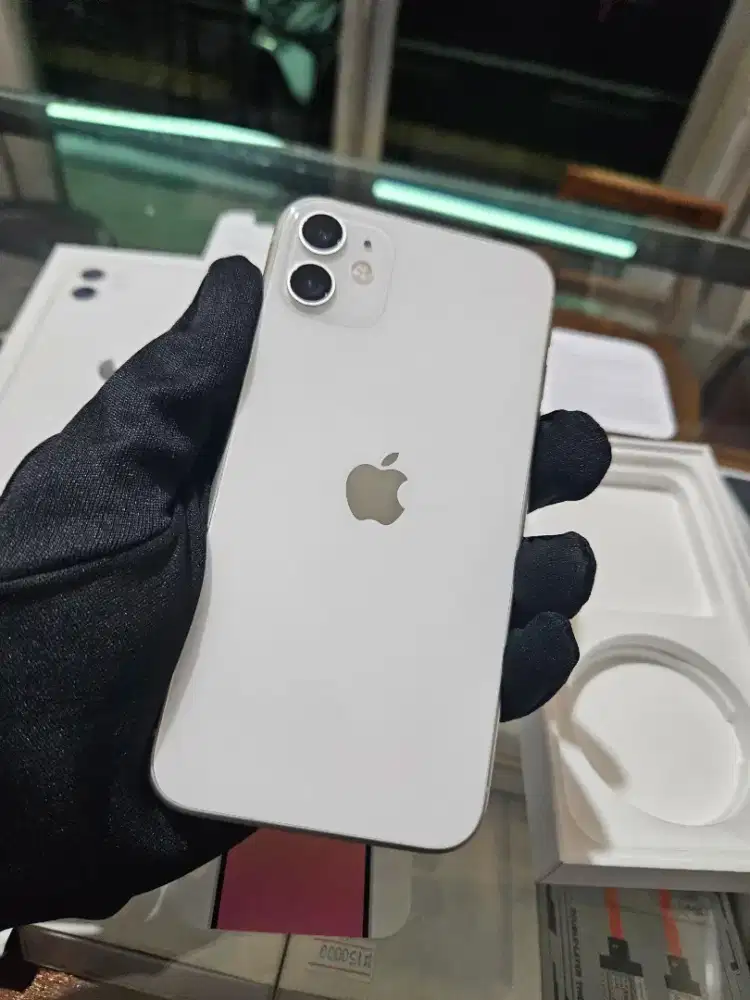 IPHONE 11 64GB IBOX RESMI INDONESIA BERKUALITAS DAN BERGARANSI!!!