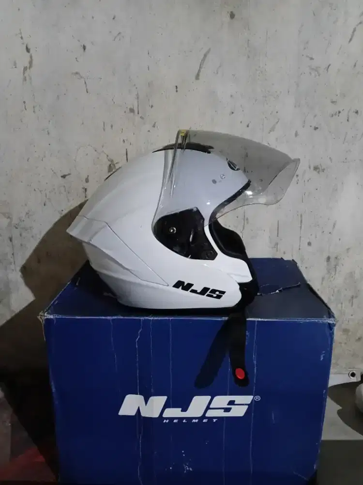 NJS KAIROZ WHITE UK M